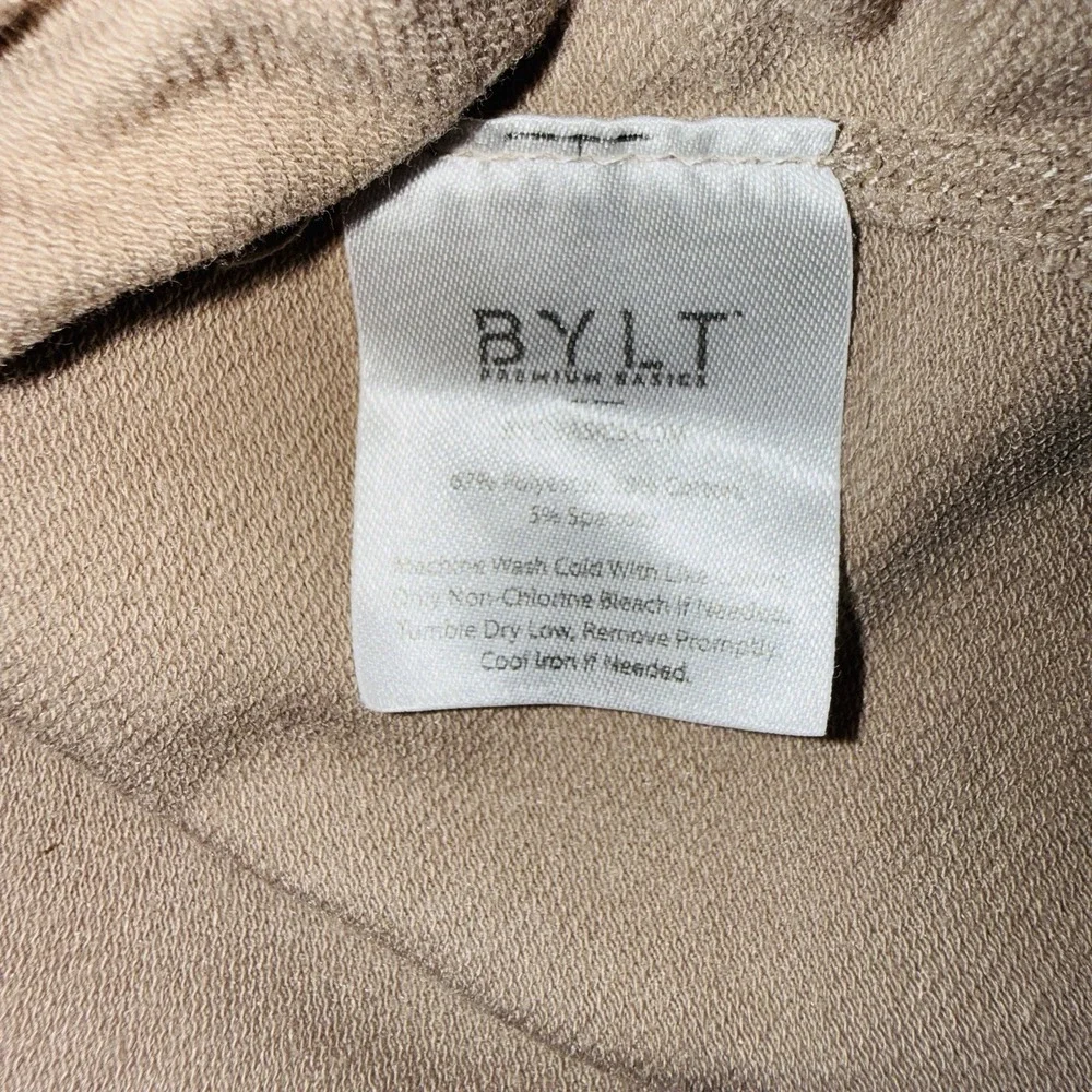 Sold - Picture 4 of 7